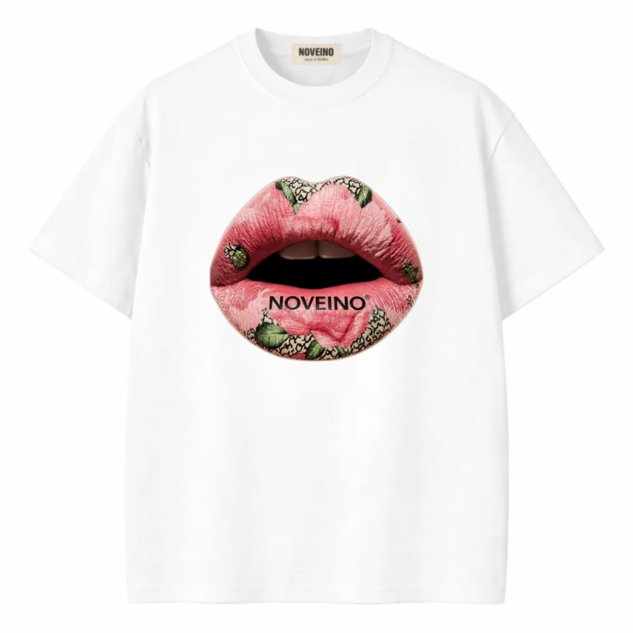 NOVEINO Beatles memorabilia featuring a detailed lips design, collectible item showcasing iconic band imagery.